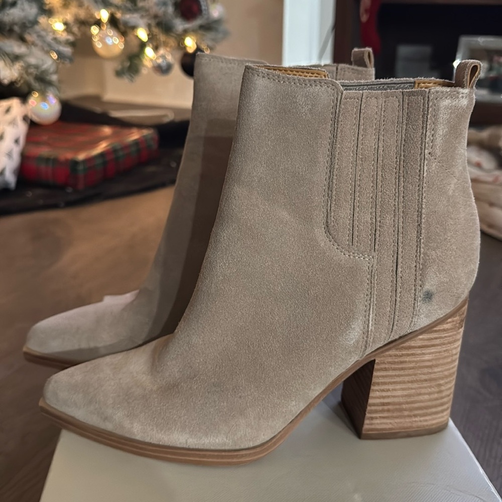 Marc fisher Shay booties